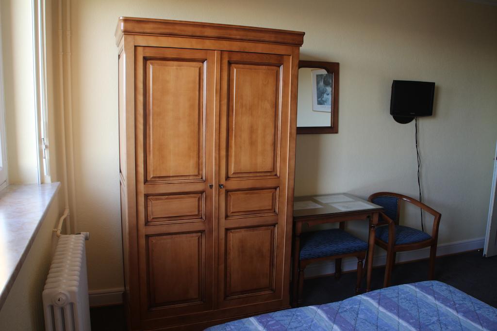 L'Hostellerie Le Turckheim Croix D'Or Trois-Epis Room photo